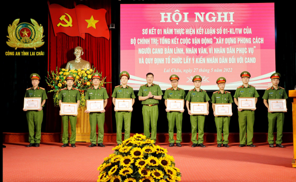 Xây dựng Công an tỉnh Lai Châu ngày càng bản lĩnh, nhân văn vì nhân dân phục vụ -0