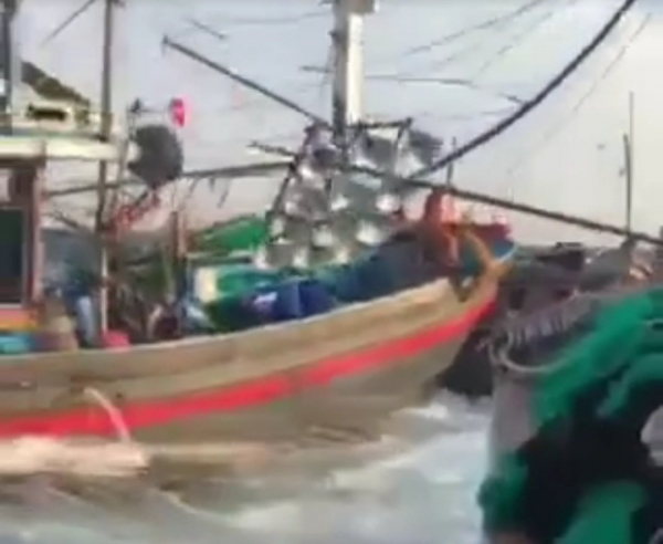 Điều tra vụ tàu cá Quảng Trị bị đâm  trên biển Cồn Cỏ -0