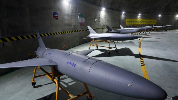 Iran khoe siêu căn cứ UAV ngầm -0