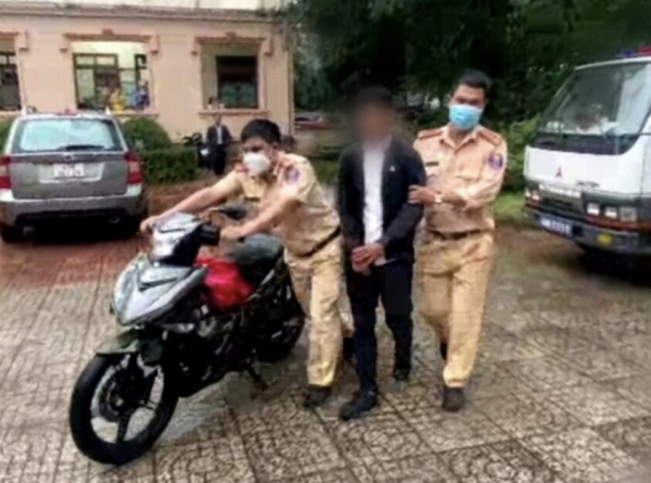 Người dân gửi thư cảm ơn CSGT bắt giữ kẻ trộm cắp xe máy -0