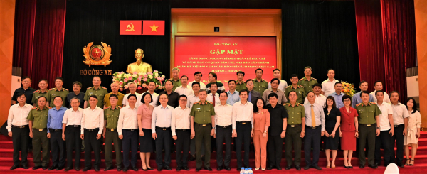 Bộ Công an gặp mặt các cơ quan quản lý, thông tấn, báo chí nhân dịp 97 năm Ngày báo chí Cách mạng Việt Nam -0
