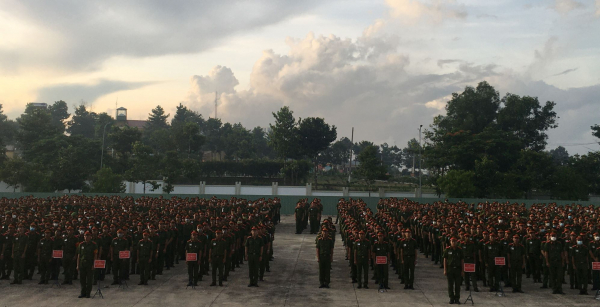 Gần 1000 giảng viên, học viên Cảnh sát ra quân “3 cùng” mùa hoa phượng nở -0