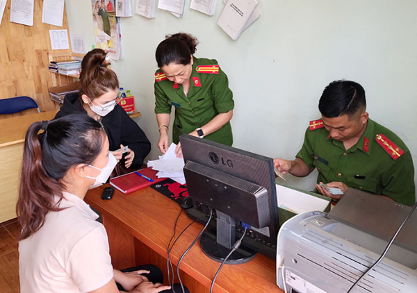 Nữ công an xã trên cao nguyên -0