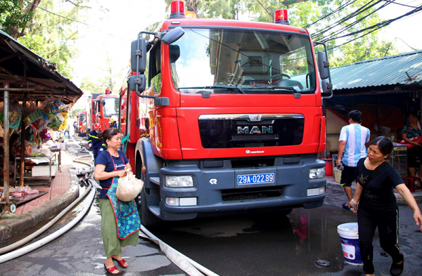 Hà Nội: Cháy tại khu tập thể cũ ở quận Thanh Xuân -0
