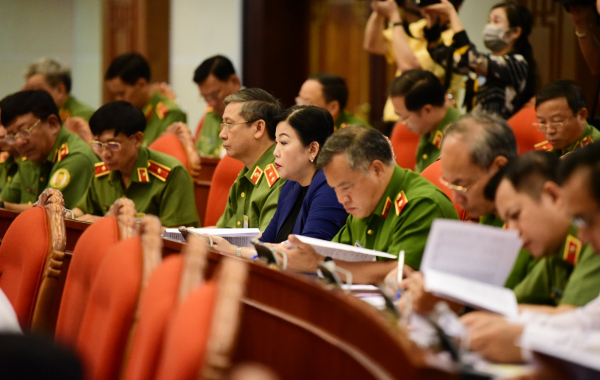 Bộ Chính trị quán triệt Nghị quyết số 12 về đẩy mạnh xây dựng lực lượng CAND -1