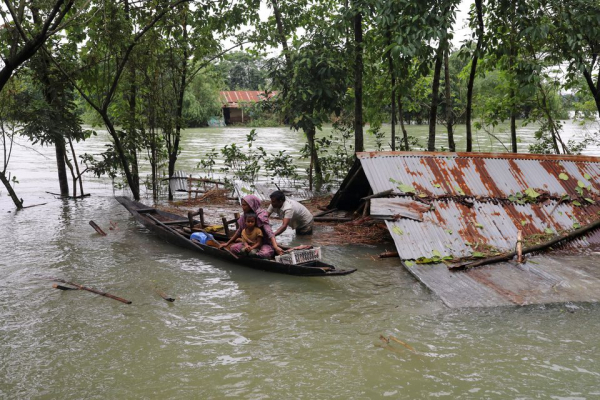 Lũ chồng lũ khiến hàng triệu người Bangladesh và Ấn Độ điêu đứng -0