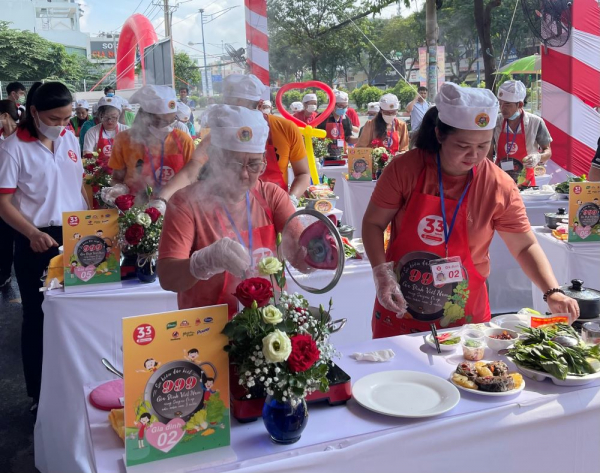 Hơn 999 gia đình khắp cả nước cùng Saigon Co.op xác lập kỷ lục Việt Nam về nấu ăn -0
