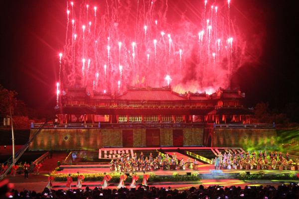 Đặc sắc chương trình nghệ thuật khai màn Tuần lễ Festival Huế 2022  -0