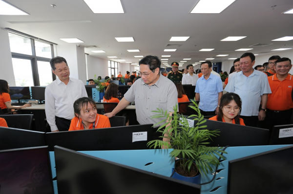 Thủ tướng Chính phủ thăm Khu đô thị FPT City tại Đà Nẵng -0