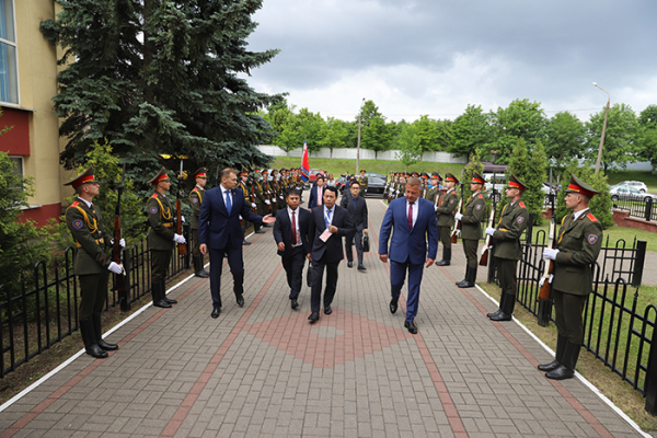 Thắt chặt quan hệ hợp tác giữa Bộ Công an với các cơ quan hữu quan Belarus -1
