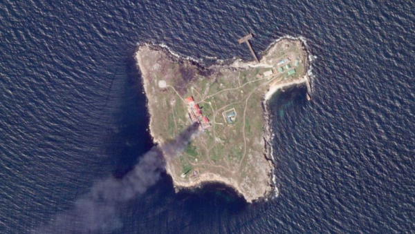 Nga tuyên bố rút lực lượng khỏi đảo Rắn -0