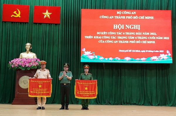 Công an TP Hồ Chí Minh sơ kết công tác 6 tháng đầu năm 2022 -0