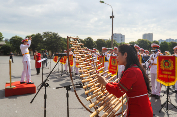 Đại tướng Tô Lâm dự tổng duyệt chương trình của Đoàn Nhạc Cảnh sát Việt Nam tại Nhạc hội Cảnh sát các nước ASEAN+ -0