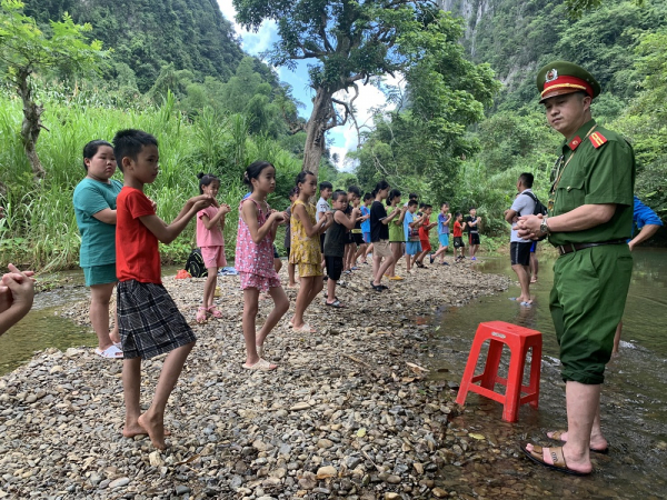 Sáng tạo mô hình “Lớp học Công an xã” dành cho thanh thiếu nhi -0