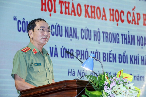 All public security forces be ready for search and rescue: Deputy Minister Tran Quoc To -0