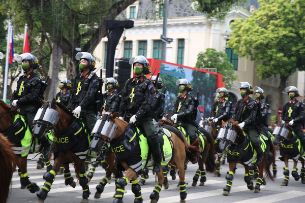 Những hình ảnh ấn tượng của lực lượng kỵ binh tại Nhạc hội Cảnh sát các nước ASEAN+ 2022 -5
