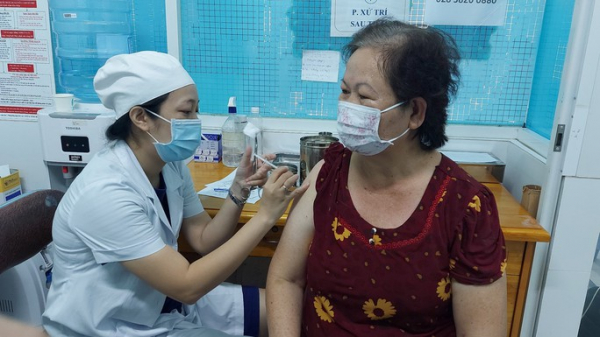 TP Hồ Chí Minh: kéo dài đợt cao điểm tiêm vaccine phòng COVID-19 -0