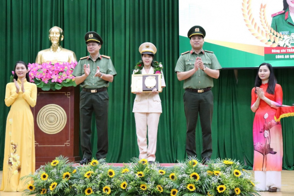 Tuyên dương cán bộ Y tế trẻ - giỏi - thân thiện trong Công an TP Hồ Chí Minh -0