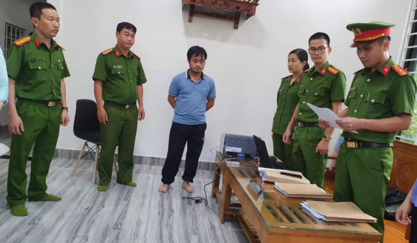 Bắt tạm giam 2 cán bộ y tế Quảng Trị tham ô tài sản -1