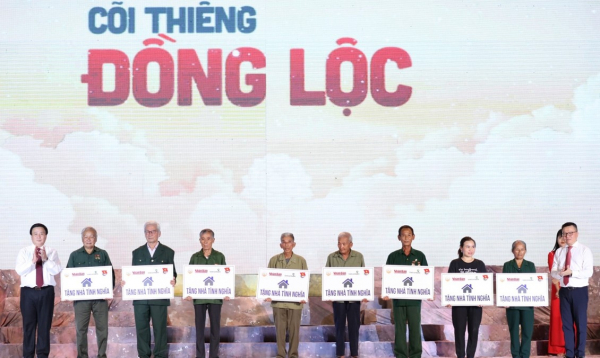 Linh thiêng chương trình nghệ thuật “Cõi thiêng Đồng Lộc” -0