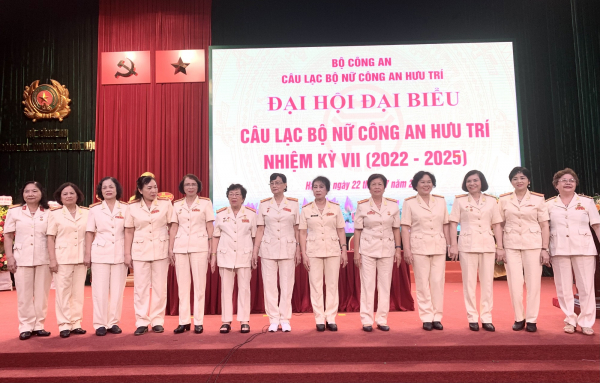 Đại hội nhiệm kỳ VII Câu lạc bộ Nữ Công an hưu trí Bộ Công an -0