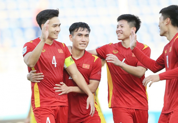 Cơ hội thi đấu cho cầu thủ trẻ và sự mở lòng của Hà Nội FC -0