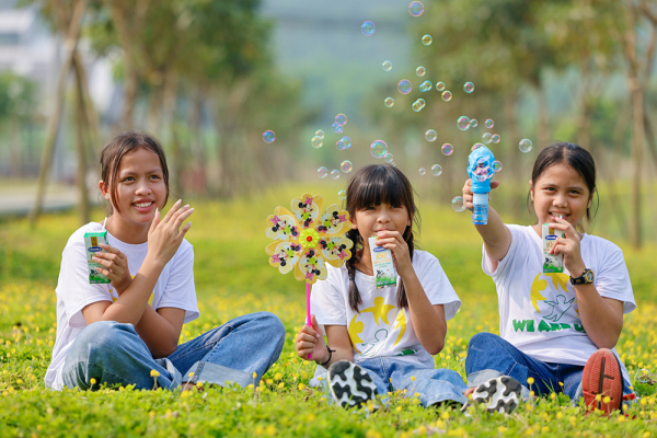 Những khoảnh khắc đẹp trên hành trình của Quỹ sữa Vươn cao Việt Nam năm thứ 15 -0