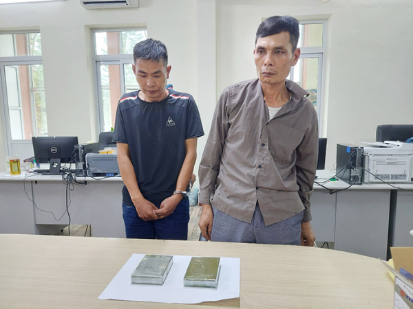 Công an tỉnh Cao Bằng bắt vụ vận chuyển, mua bán trái phép 2 bánh heroin -0