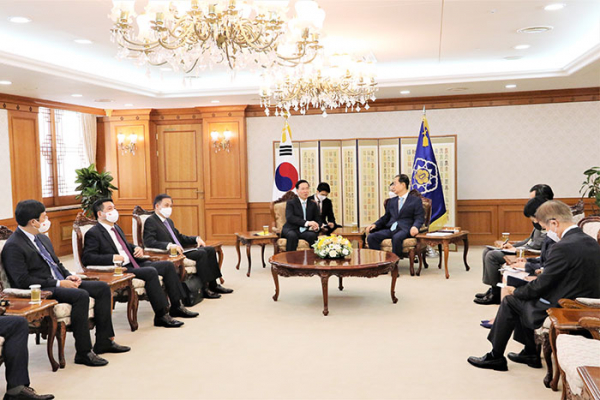 Thủ tướng Hàn Quốc Han Duck-soo tiếp Thường trực Ban Bí thư Võ Văn Thưởng -0