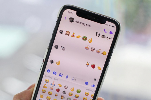 nhiều người có thói quen nhắn tin bằng emoji thay cho lời muốn nói -nguồn ảnh vnexpress.net.jpg -0