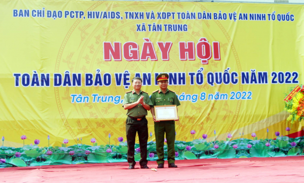 An Giang tổ chức Ngày hội Toàn dân bảo vệ ANTQ -0