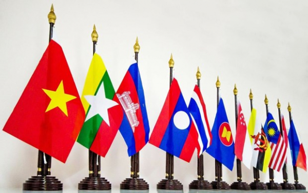 Integration into ASEAN - stepping stone for Vietnam’s int’l economic integration -0