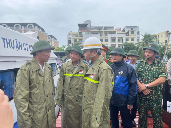 Bão số 2 sắp đổ bộ, ba địa phương trong tâm bão được yêu cầu sẵn sàng ứng phó -0