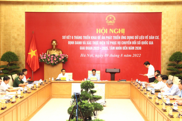 Prime Minister Pham Minh Chinh hosts webinar on implementation of Project 06 -0