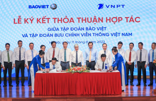 VNPT hợp tác xây dựng hệ sinh thái tài chính số toàn diện với Tập đoàn Bảo Việt và Ngân hàng Vietinbank -1