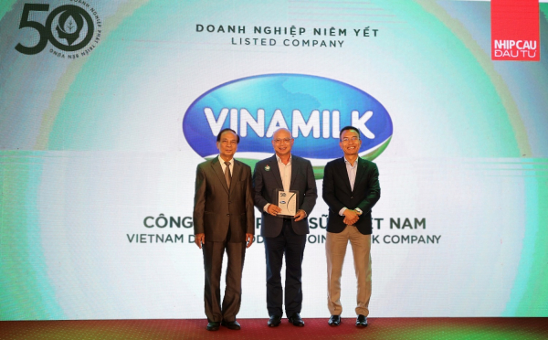 Vinamilk nhận giải Phát triển bền vững 2022 -0