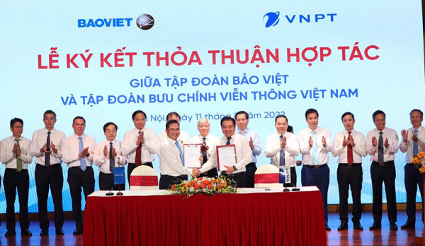 Tập đoàn Bảo Việt và Tập đoàn Bưu chính Viễn thông Việt Nam ký kết thỏa thuận hợp tác toàn diện 10 năm (2022-2032) -0