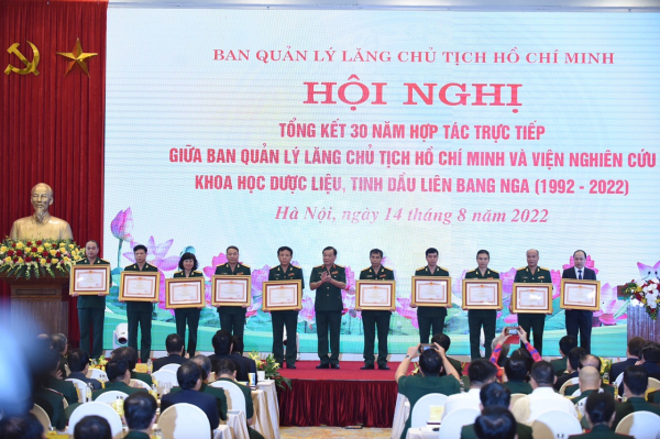 Giữ gìn lâu dài, bảo đảm an  toàn tuyệt đối thi hài Chủ tịch Hồ Chí Minh  -0