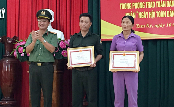 Lan tỏa mạnh mẽ phong trào toàn dân bảo vệ an ninh Tổ quốc tại Quảng Nam -0