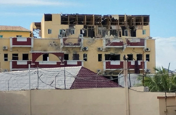 Đồng đảng al-Qaeda chiếm khách sạn giữa thủ đô Somalia, hạ sát dân thường -0
