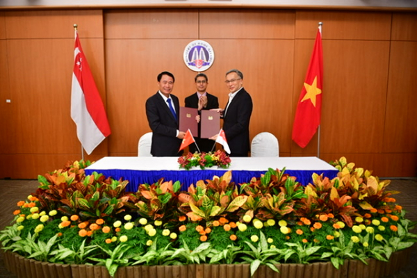 Vietnam, Singapore renew exchange of visits of police officials -0