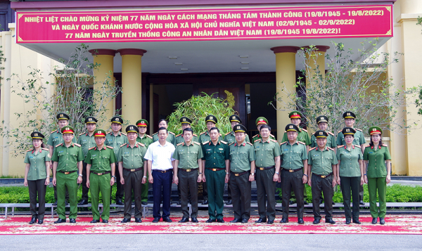 Thứ trưởng Lương Tam Quang làm việc tại Công an tỉnh Hà Giang -0