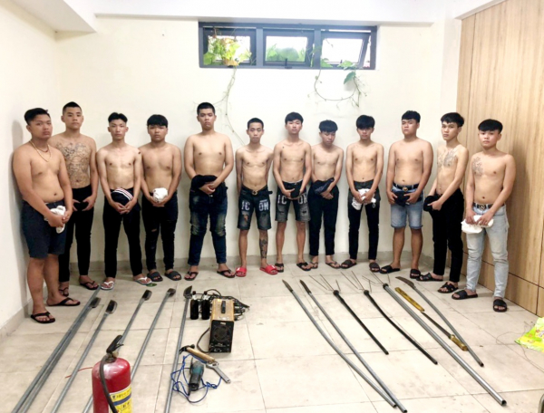 Khởi tố 11 thanh thiếu niên tham gia hỗn chiến trên đường phố Đà Nẵng -0