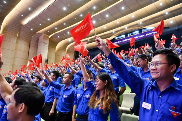 1.200 đoàn viên thanh niên là cán bộ quản lý của Viettel -0