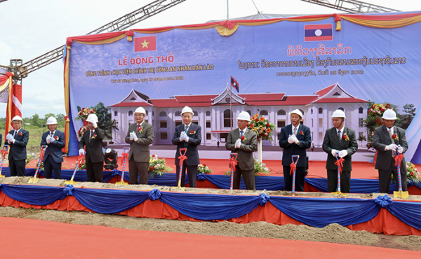 Minister To Lam attends ground-breaking ceremony for Lao Public Security Political Academy  -0