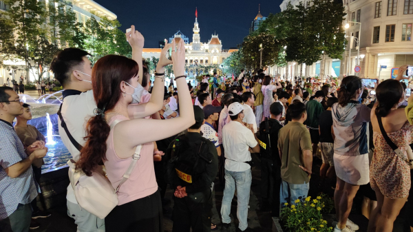 Nhiều màn biểu diễn đặc sắc từ Đoàn Nghi lễ CAND phục vụ nhân dân TP Hồ Chí Minh  -8