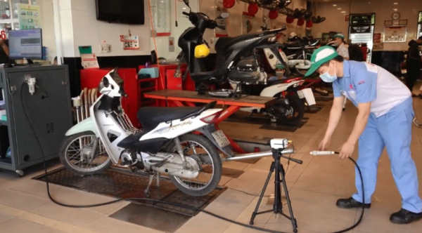 Đề xuất kiểm định khí thải đối với xe máy tại Hà Nội -0