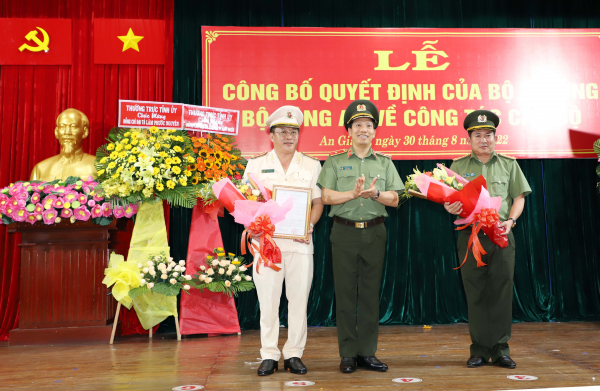 Đại tá Lâm Phước Nguyên giữ chức Giám đốc Công an tỉnh An Giang -1