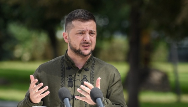 Tổng thống Zelensky khuyên lính Nga đầu hàng -0