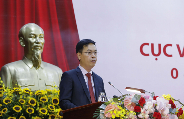 Phát huy giá trị tài liệu lưu trữ phục vụ công chúng, đáp ứng yêu cầu kiến thiết quốc gia -0